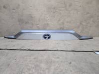 Накладка крышки багажника toyota rav4 50 xa50 2018-  