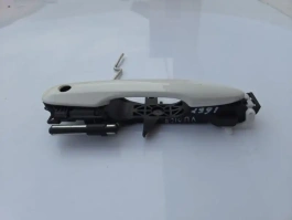 Ручка двери toyota corolla e210  2020- перед. лев.