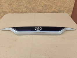 Накладка двери багажника toyota rav4 50 xa50 2018- задн. 