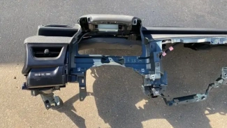 Торпедо lexus ux  2020-  