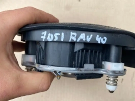 Подушка безопасности в руль toyota rav4 40 xa40 2012-2019  