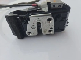 Замок двери nissan qashqai j11 2013-2021 задн. прав.