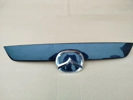 Накладка двери багажника mazda cx-5 1 ke 2015-2017 задн. 