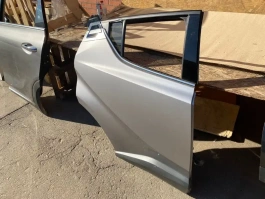 Дверь toyota c-hr  2020- задн. прав.