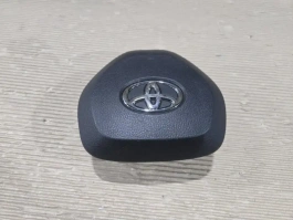 Подушка безопасности в руль toyota rav4 50 xa50 2018-  