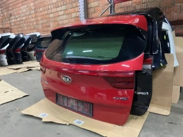 Крышка багажника kia sportage ql 2018-2021  