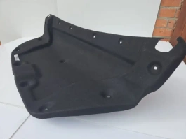 Обшивка двери багажника toyota camry 70 xv70 2017-2023  