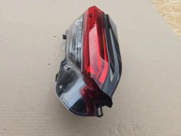 Фонарь в крышку багажника toyota rav4 50 xa50 2018- задн. лев.
