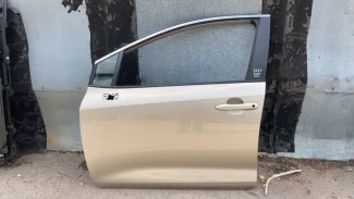 Дверь toyota corolla e210  2018- перед. лев.