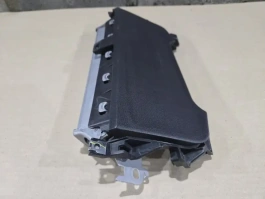 Подушка безопасности в колени toyota corolla e210  2018-  