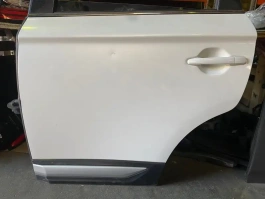 Дверь mitsubishi outlander 3 gf 2015-2022 задн. лев.