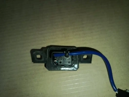 Кнопка открывания багажника toyota camry 70 xv70 2017-2023 задн. 