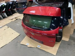 Крышка багажника kia sportage ql 2018-2021  