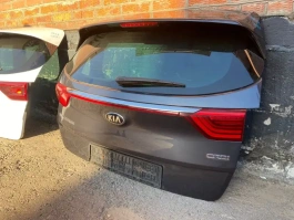 Крышка багажника kia sportage ql 2015-2021  