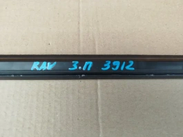 Бархотка двери toyota rav4 50 xa50 2018- задн. прав.