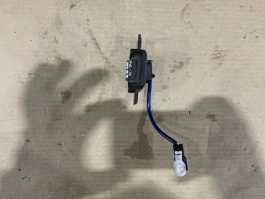Кнопка открывания багажника toyota camry 70 xv70 2017-2023  