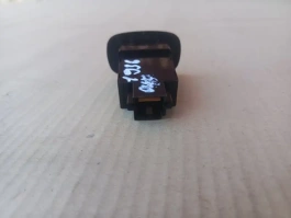 Кнопка открывания багажника mitsubishi outlander 3 gf 2012-2022 задн. 