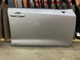 Дверь toyota corolla e210  2020- перед. прав.