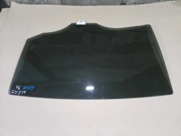 Стекло двери mazda 6 gj  2012-2015 задн. лев.