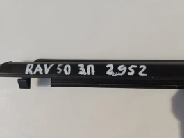 Бархотка двери toyota rav4 50 xa50 2018- задн. прав.