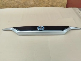 Накладка двери багажника toyota rav4 50 xa50 2018- задн. 