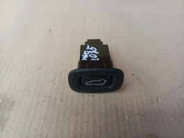 Кнопка открывания багажника mitsubishi outlander 3 gf 2012-2022 задн. 